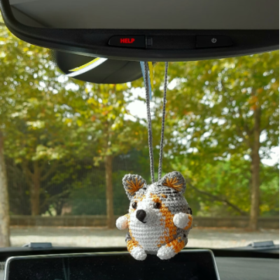 https://www.curlymoods.com/image/cache/catalog/products/Car-charms/Blue-Merle-Corgi-crochet-cute-car-accessory-rear-view-mirror-charm-keychain-backpack-pendant-1-400x400.png