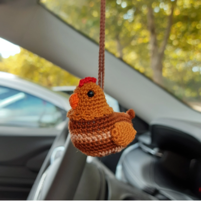 https://www.curlymoods.com/image/cache/catalog/products/Car-charms/Brown-small-chicken-crochet-cute-car-accessory-rear-view-mirror-charm-keychain-backpack-pendant-5-400x400.png