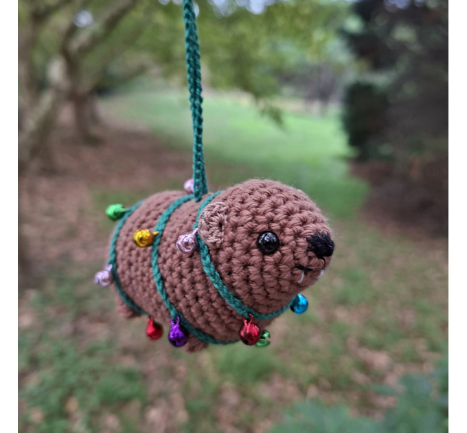Crochet Awawa in Christmas Lights – A Tiny Holiday Companion