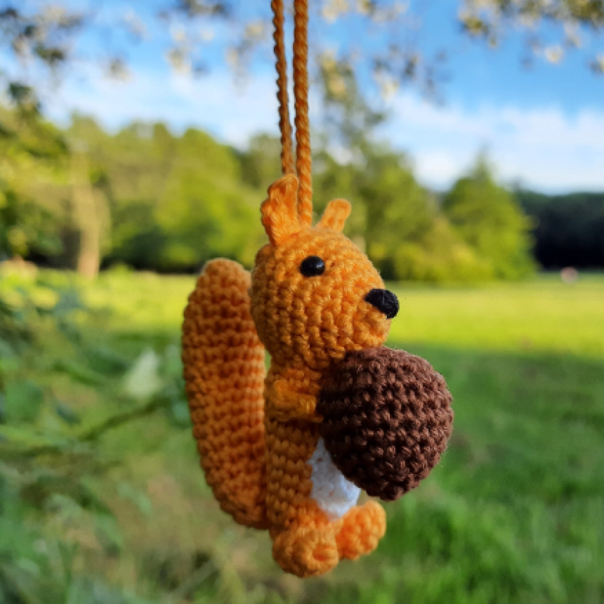 Crochet Pins, Seaside Squirrel
